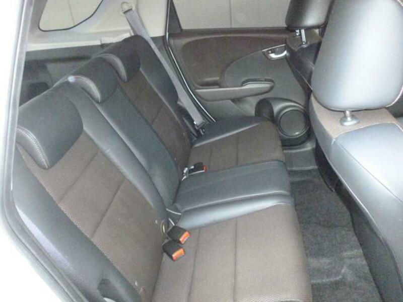 FIT SHUTTLE