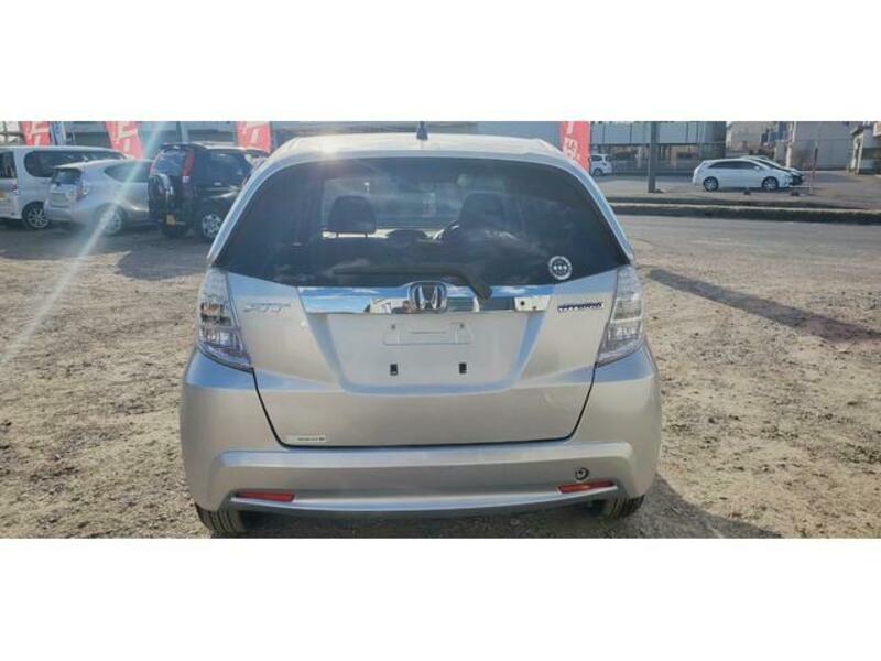 FIT HYBRID