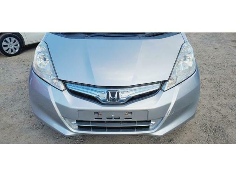 FIT HYBRID