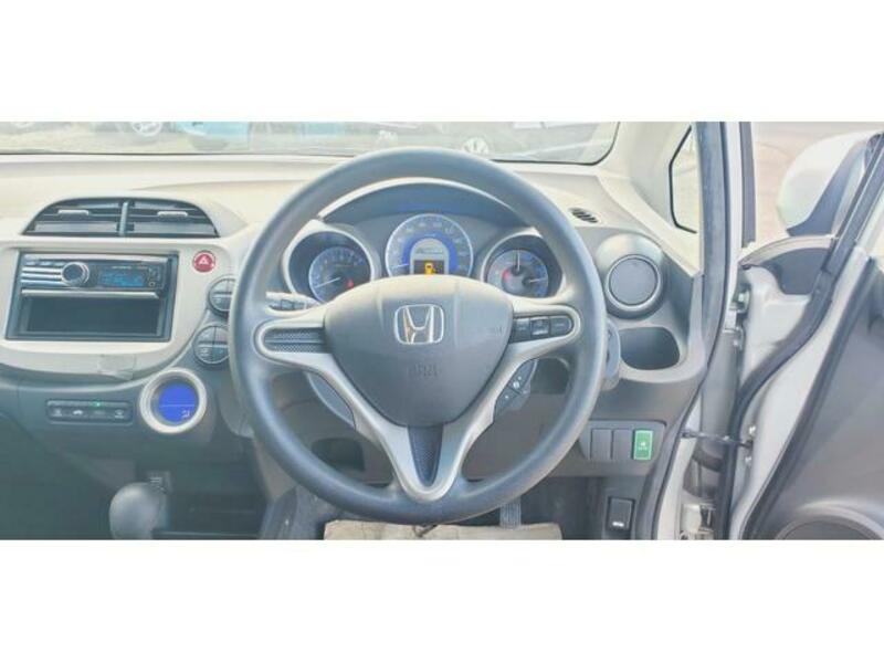 FIT HYBRID