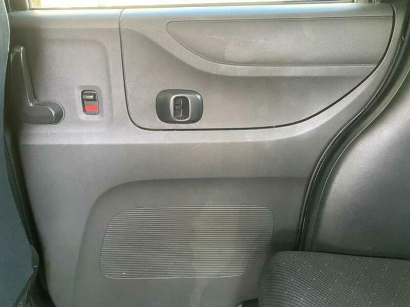 N BOX