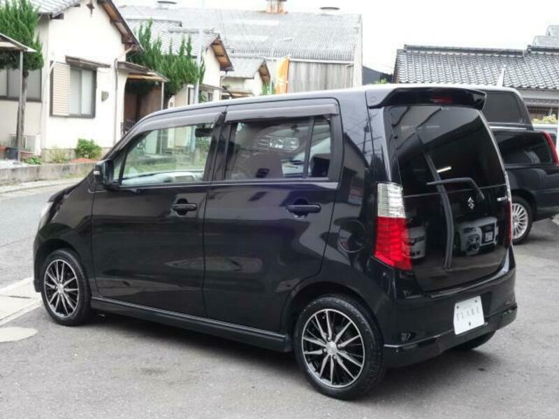WAGON R