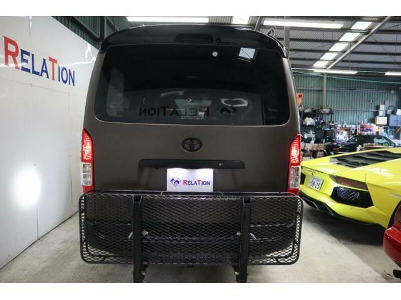 HIACE VAN