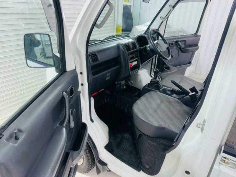 CARRY TRUCK