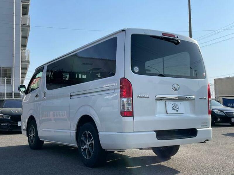 HIACE VAN