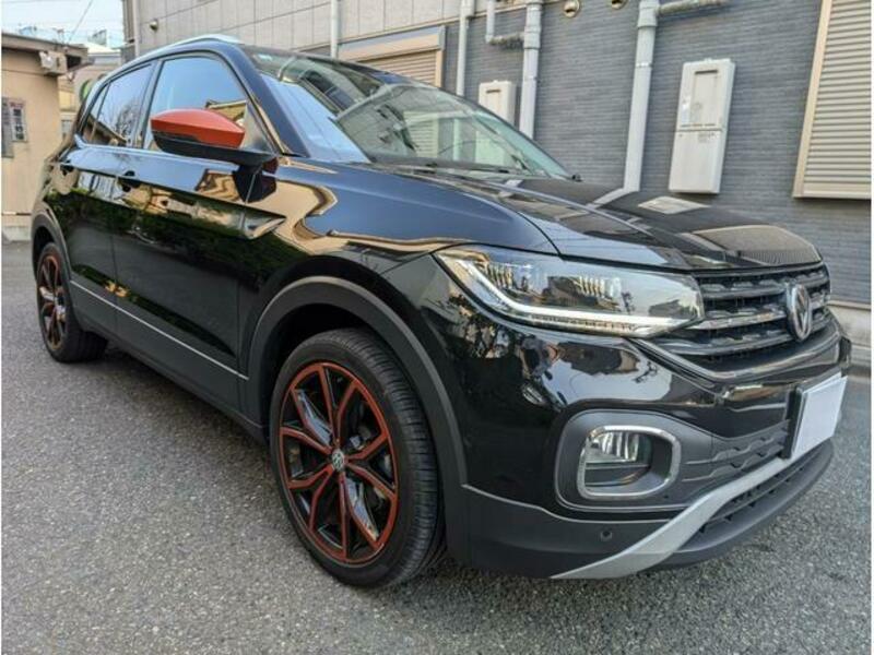 T CROSS
