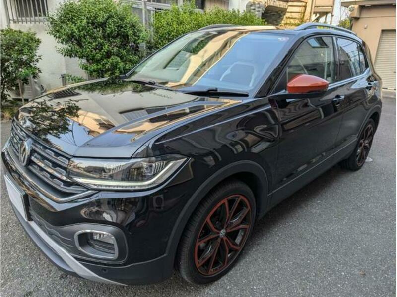 T CROSS