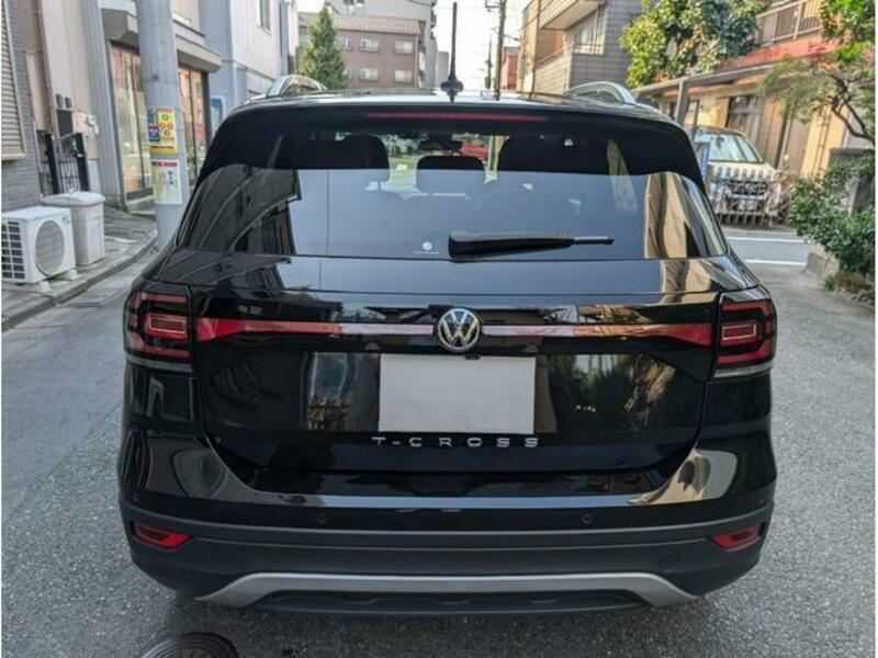 T CROSS