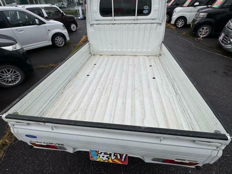 CLIPPER TRUCK