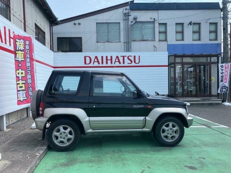 PAJERO JR