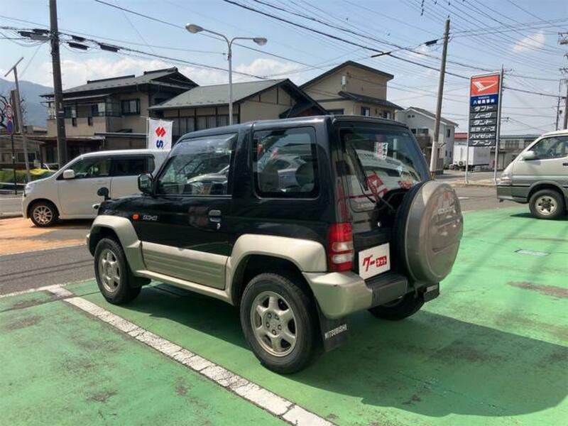PAJERO JR