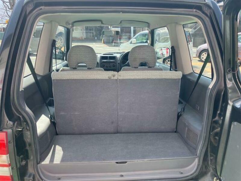 PAJERO JR