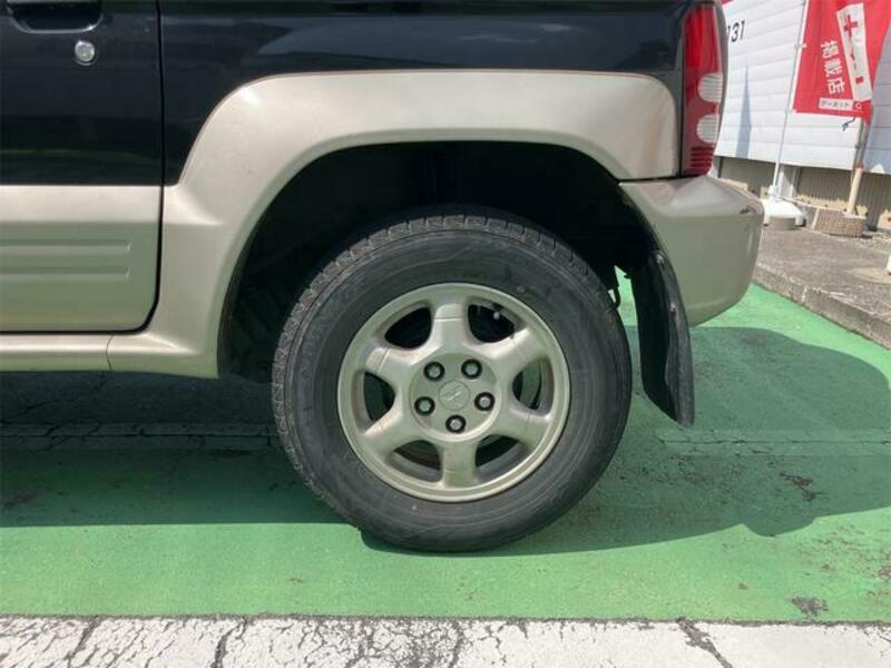 PAJERO JR