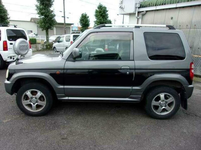 PAJERO MINI