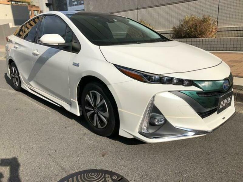 PRIUS PHV