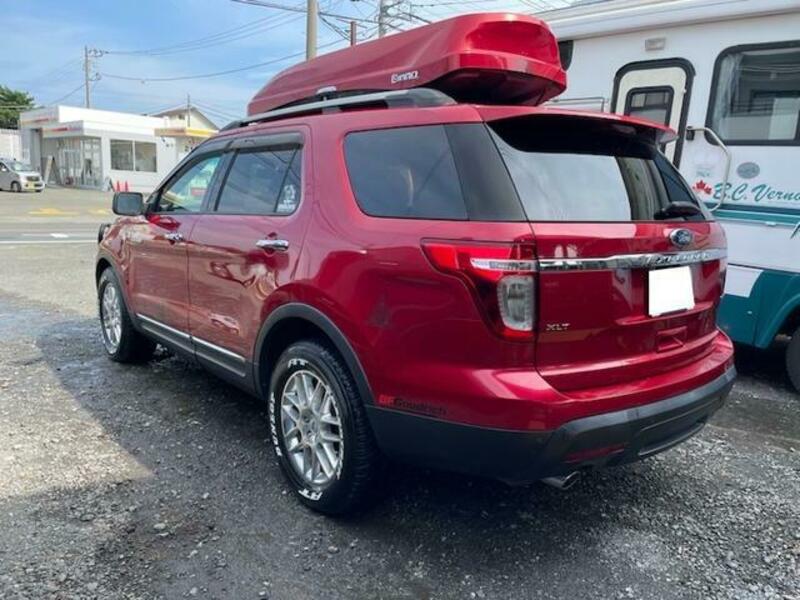 EXPLORER