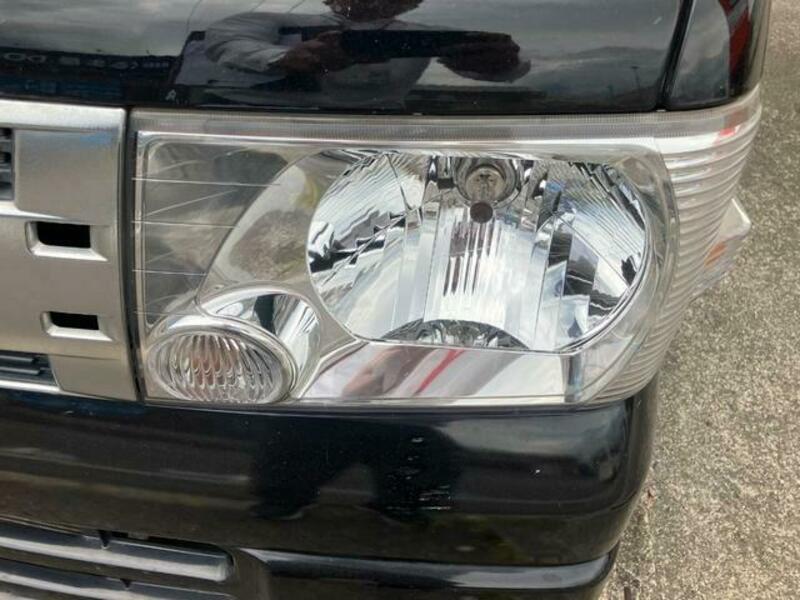MINICAB TRUCK
