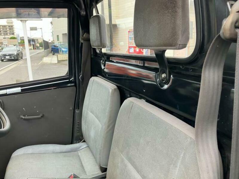 MINICAB TRUCK