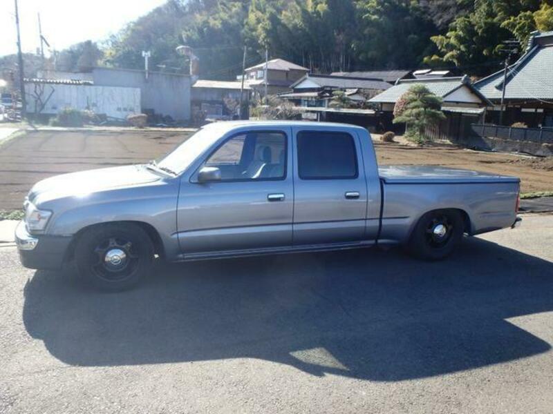 HILUX