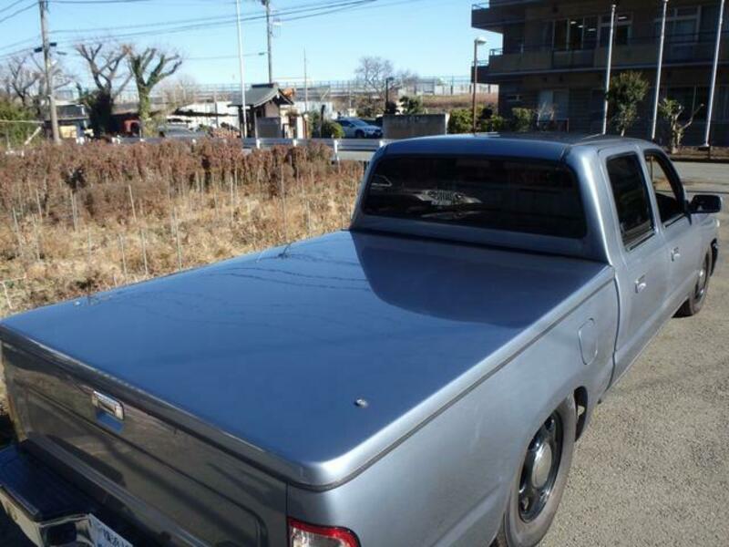 HILUX