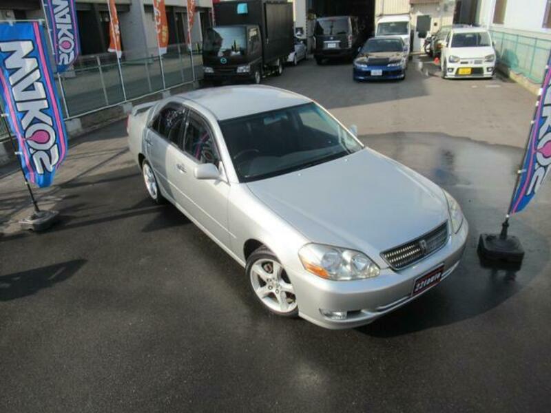 TOYOTA MARK II