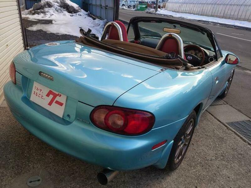 ROADSTER