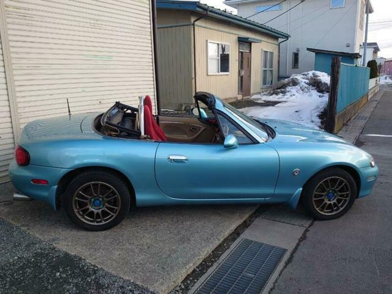 ROADSTER