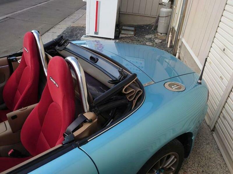 ROADSTER