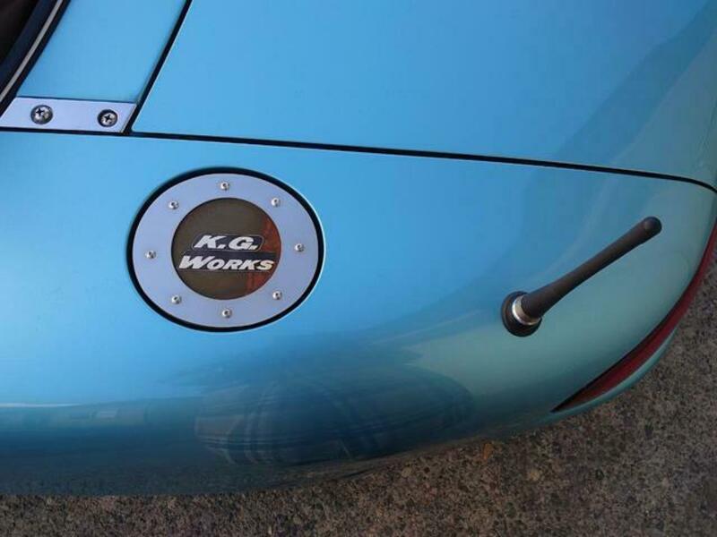 ROADSTER