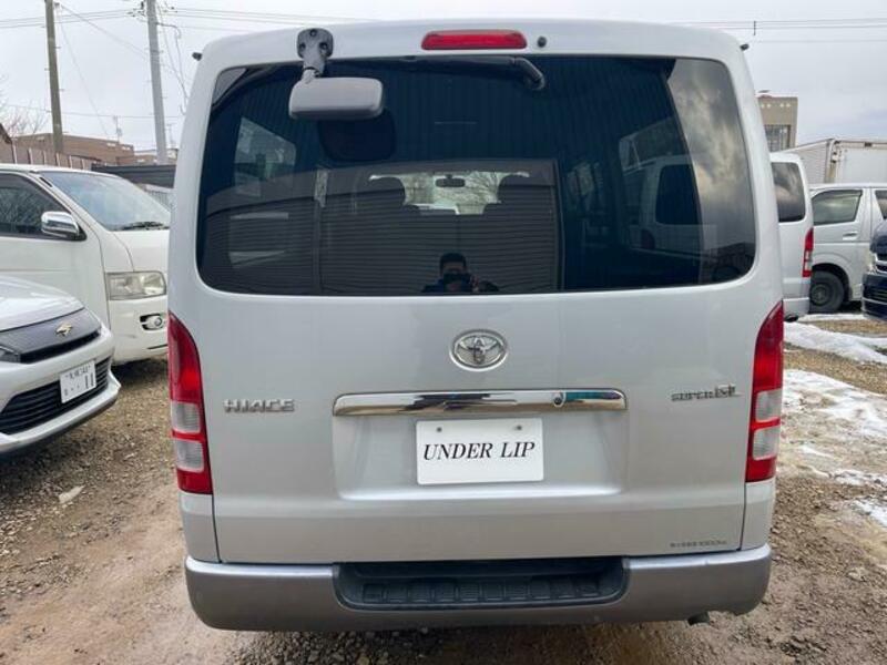 HIACE VAN