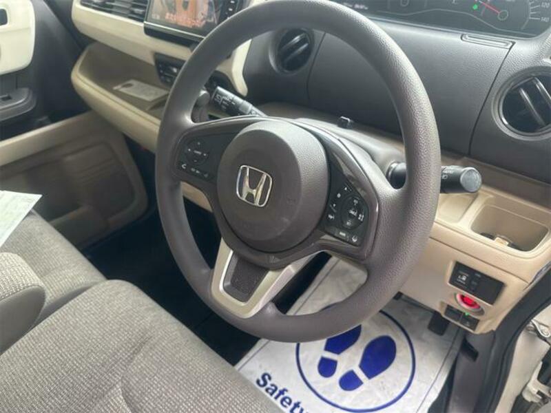N BOX