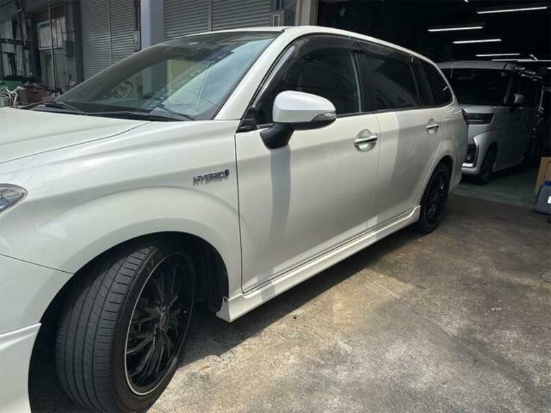 COROLLA FIELDER