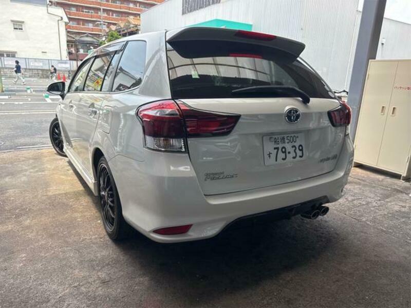 COROLLA FIELDER