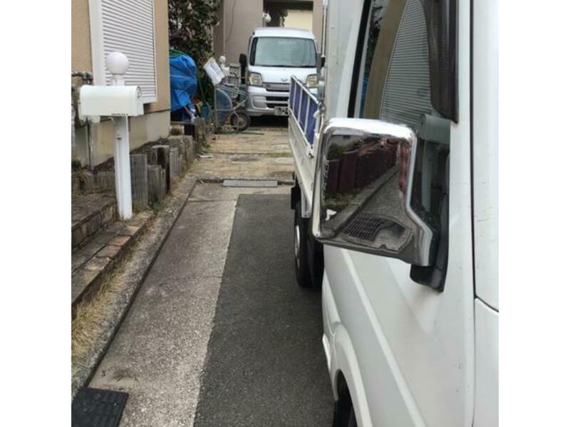 CARRY TRUCK