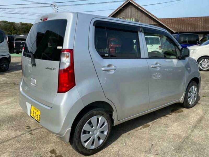 WAGON R