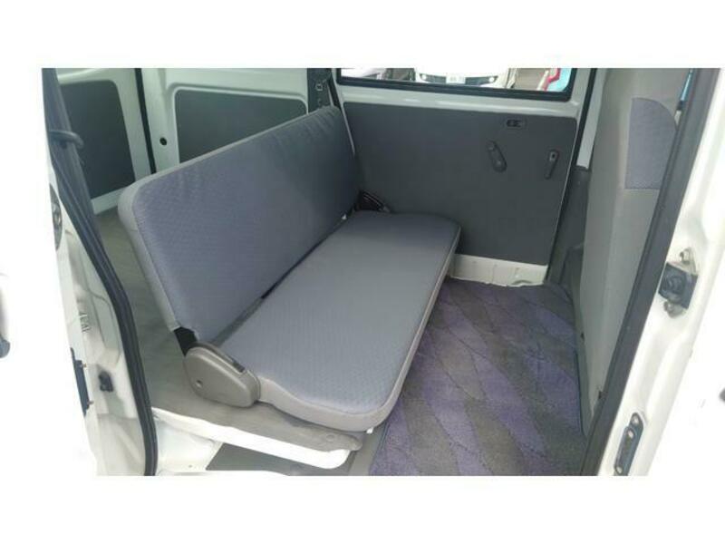 MINICAB VAN