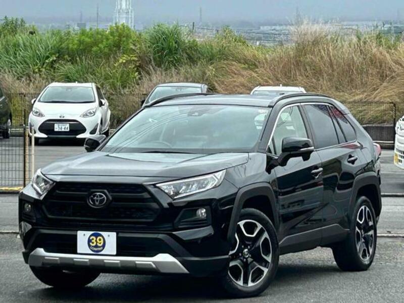 TOYOTA RAV4