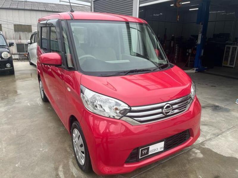 NISSAN DAYZ ROOX