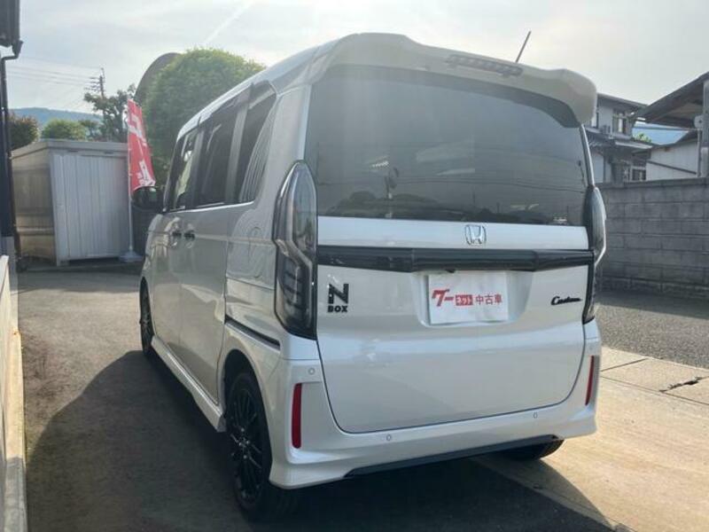 N BOX CUSTOM