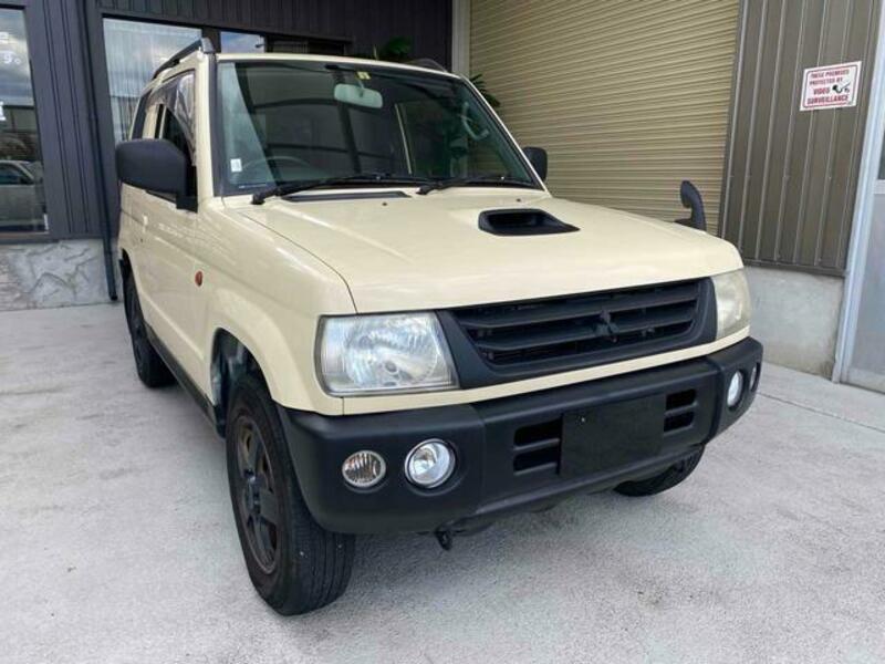 PAJERO MINI