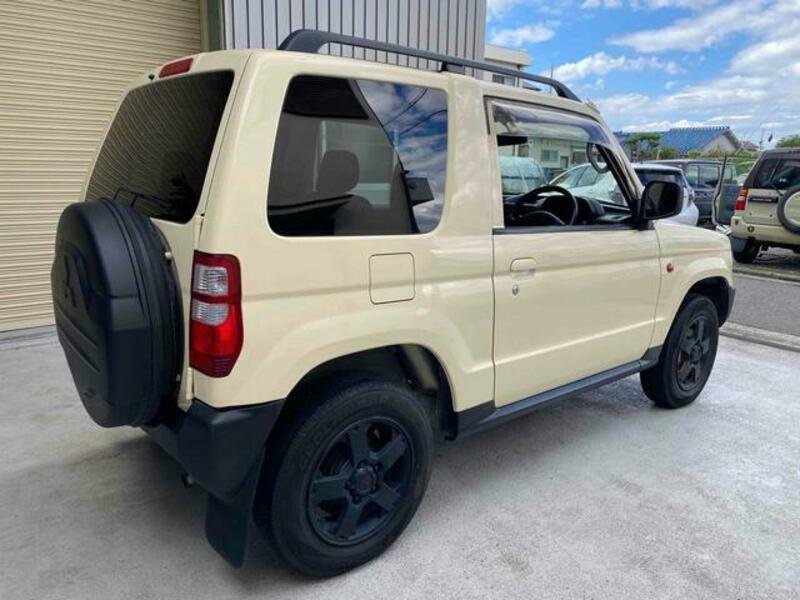 PAJERO MINI