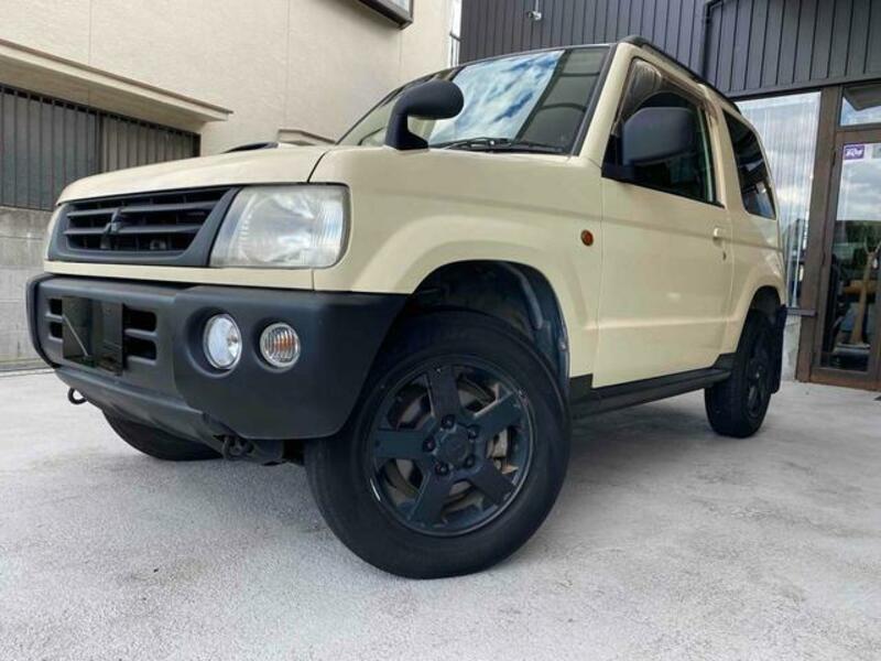 PAJERO MINI