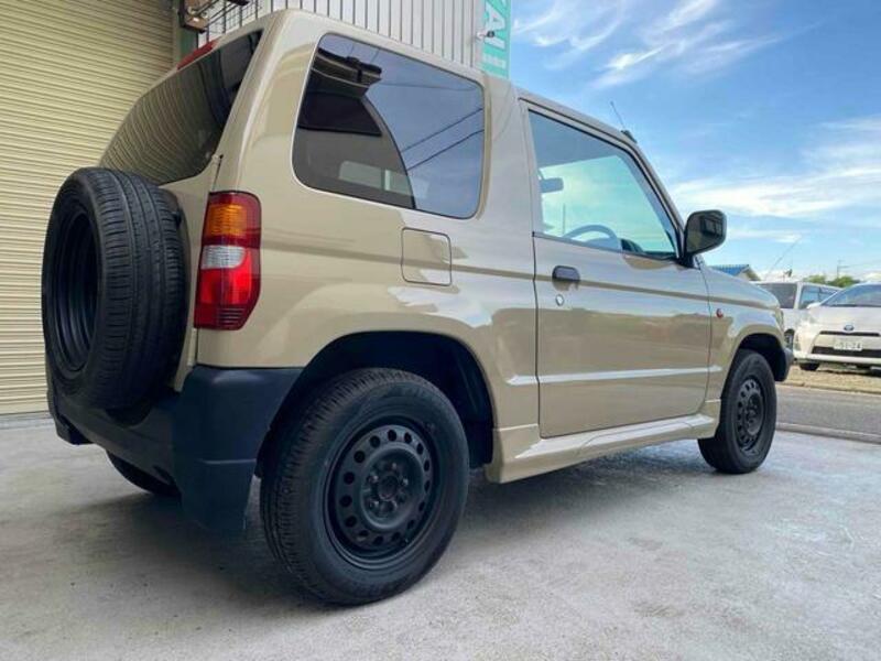 PAJERO MINI