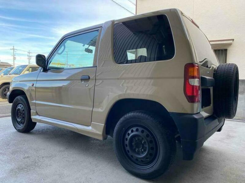PAJERO MINI