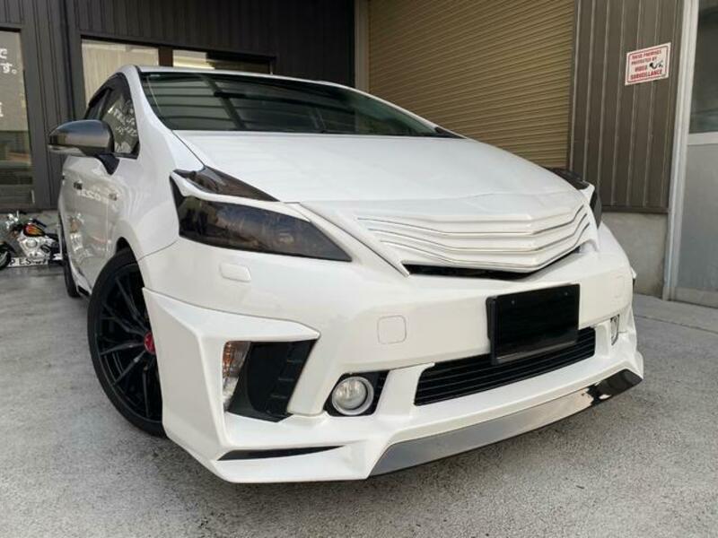PRIUS ALPHA