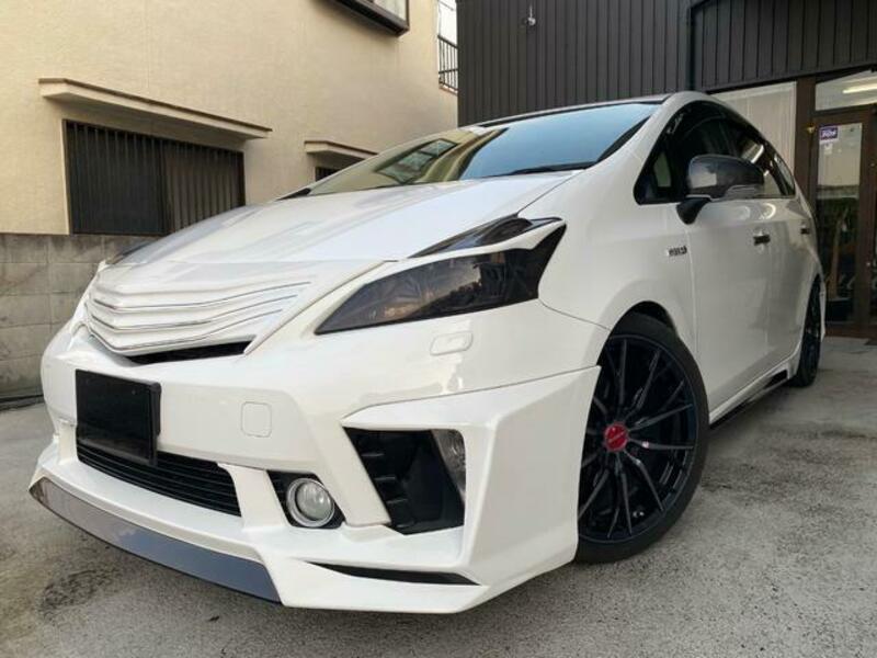 PRIUS ALPHA