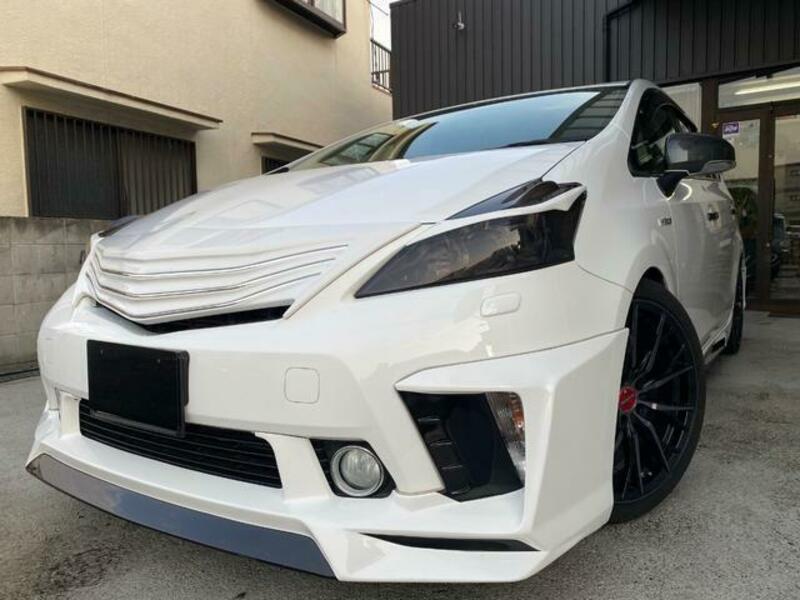 PRIUS ALPHA
