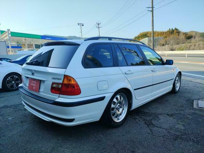 3 SERIES