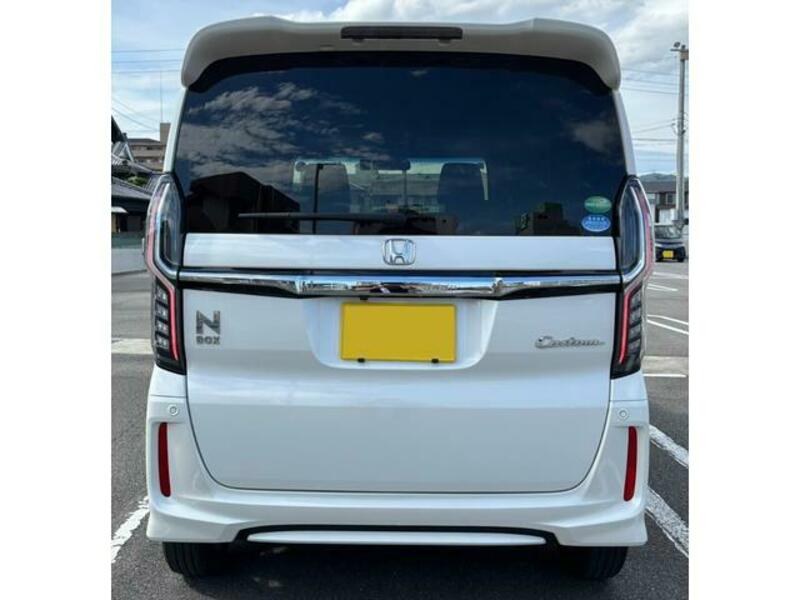 N BOX CUSTOM