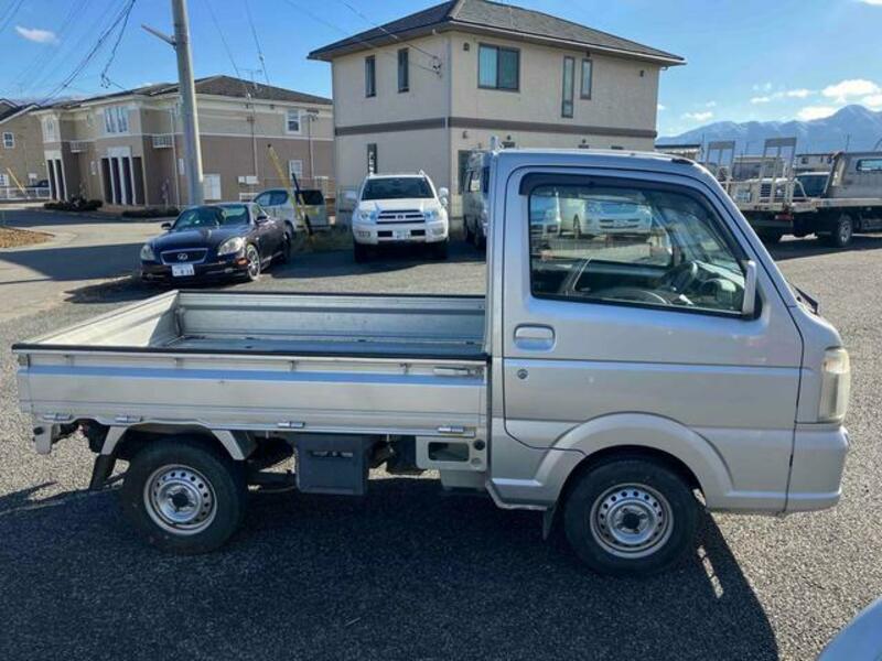 CARRY TRUCK